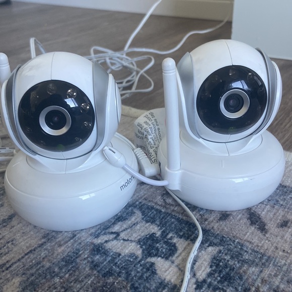 Motorola Double Baby Monitor - Picture 3 of 5